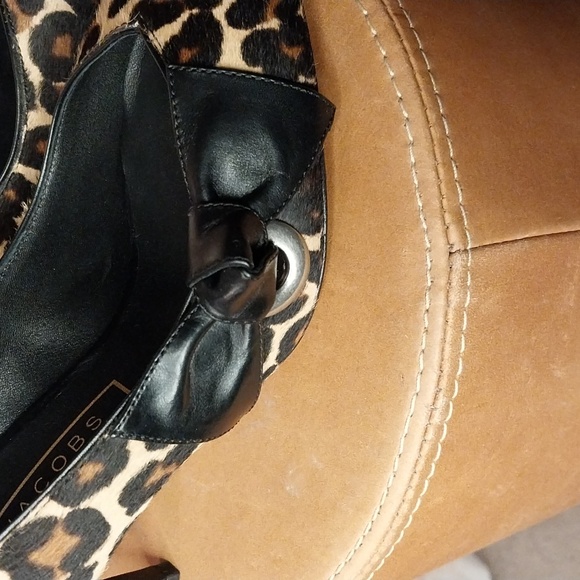 Marc Jacobs pointy toe pumps - Picture 3 of 10